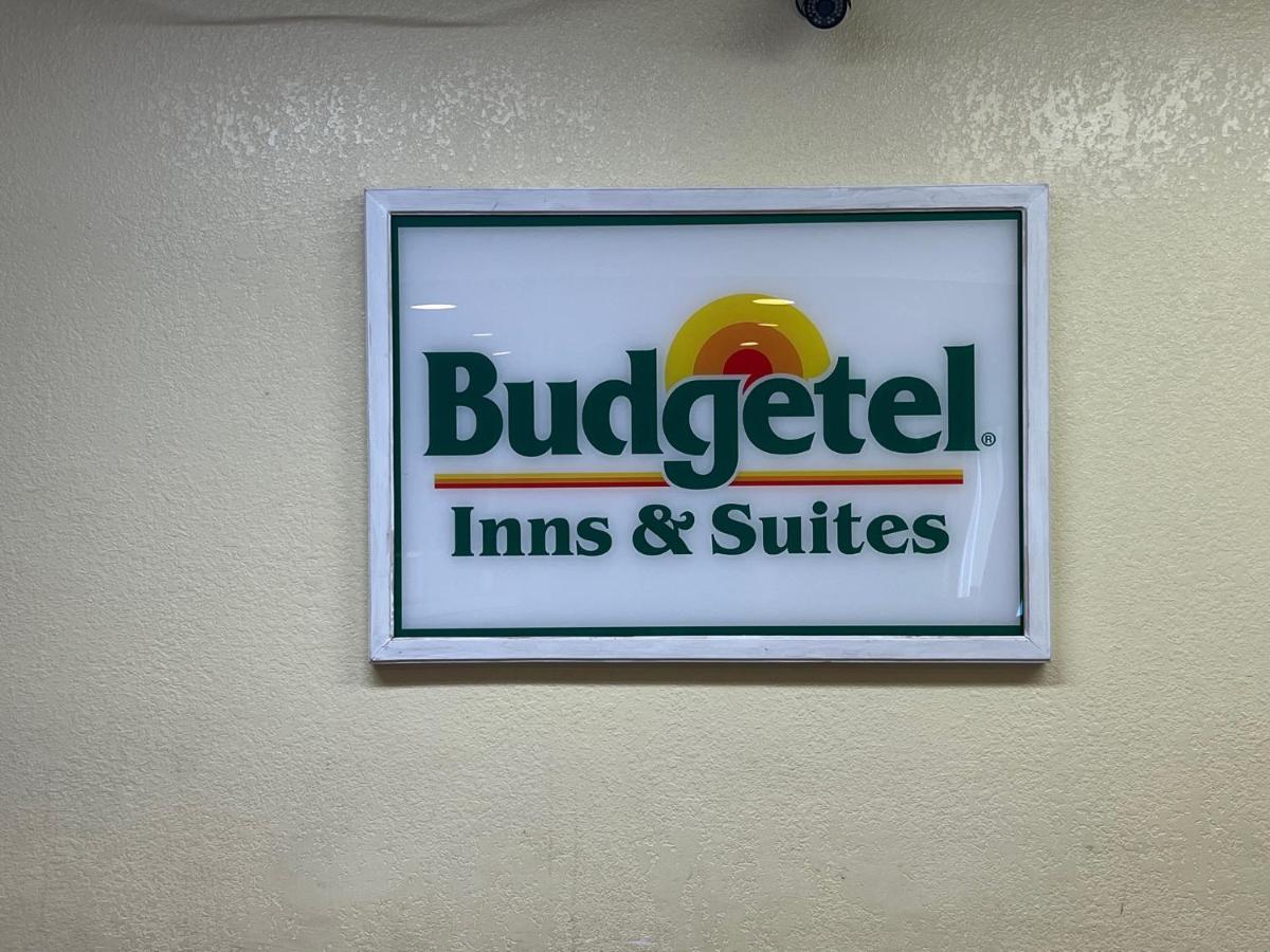 Budgetel Inns & Suites Fairfield ภายนอก รูปภาพ